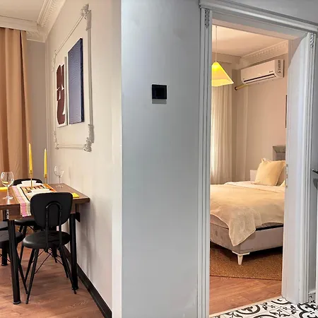 Luxury 1br Turkish Bath Walk To Galata Lägenhet *
